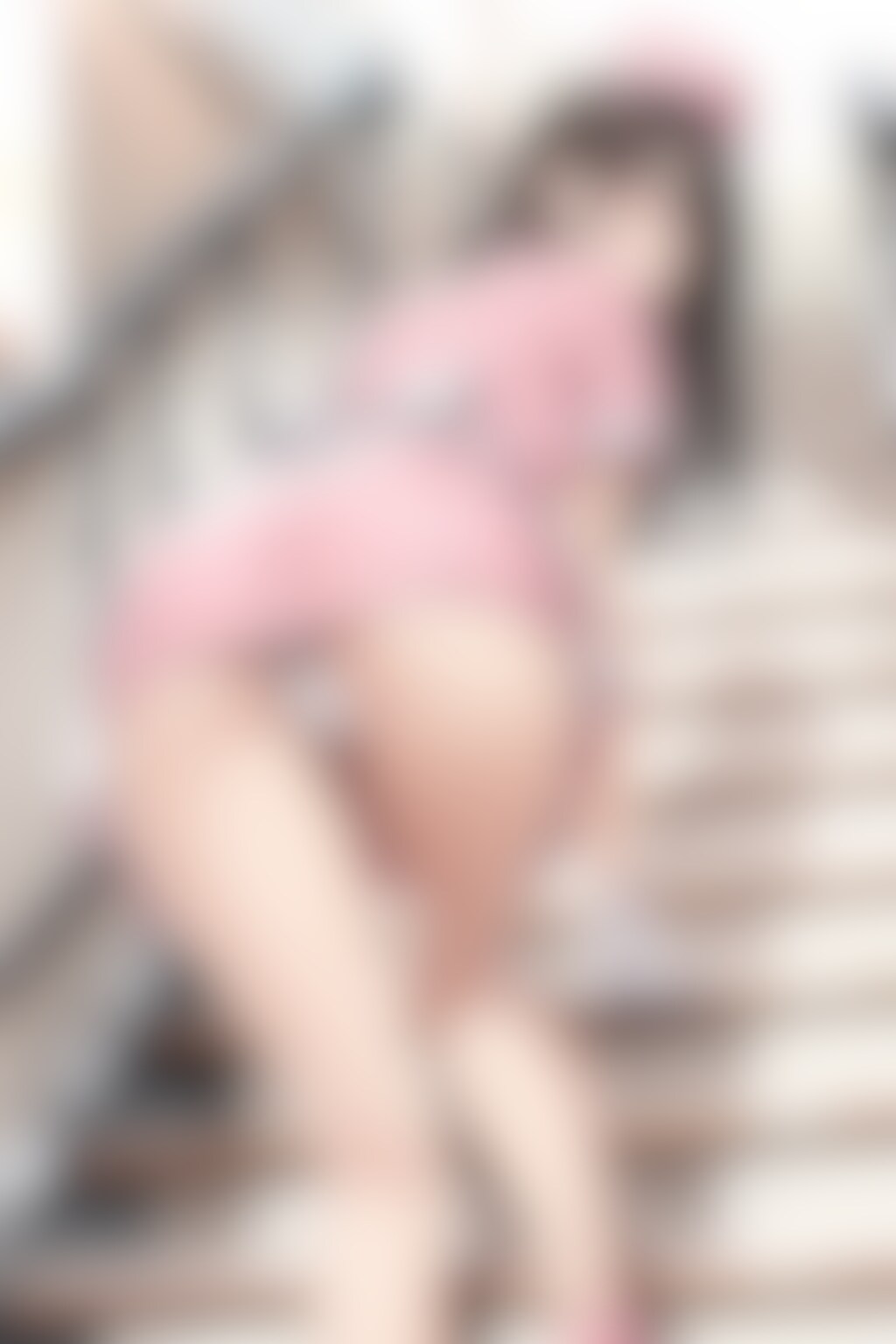 10枚:階段パンチラするピンクナース