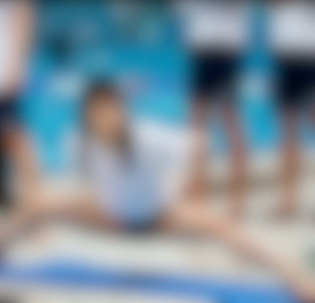 ストレッチしてたらおもらししちゃいました