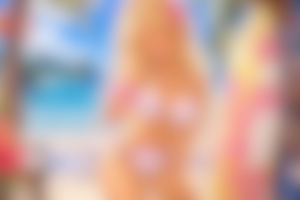 シェル ビキニ ギャル