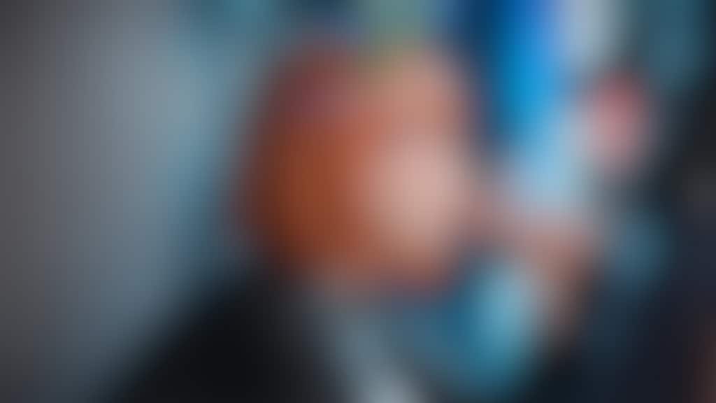 繁華街の穴場スポットで即尺する天使達