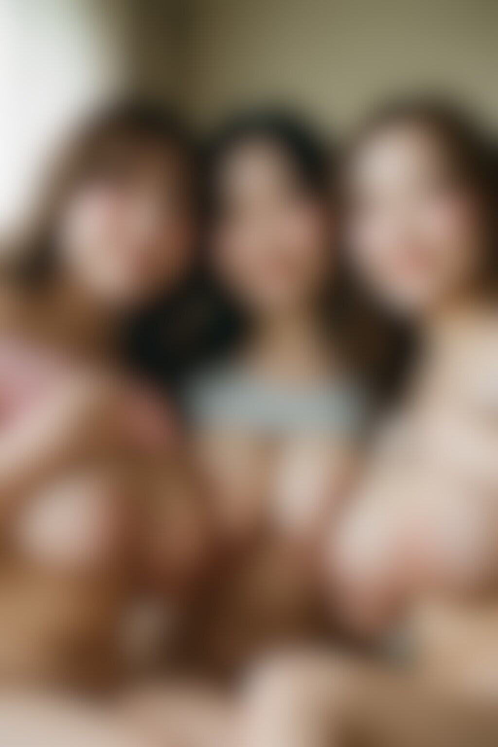 【25枚＋プロンプト付き】三者三様のおっぱい