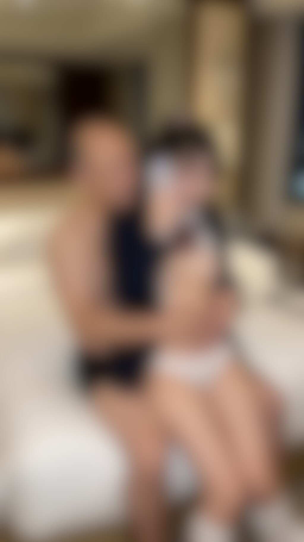 【動画リンクあり】寝転がるパパ活ちゃん