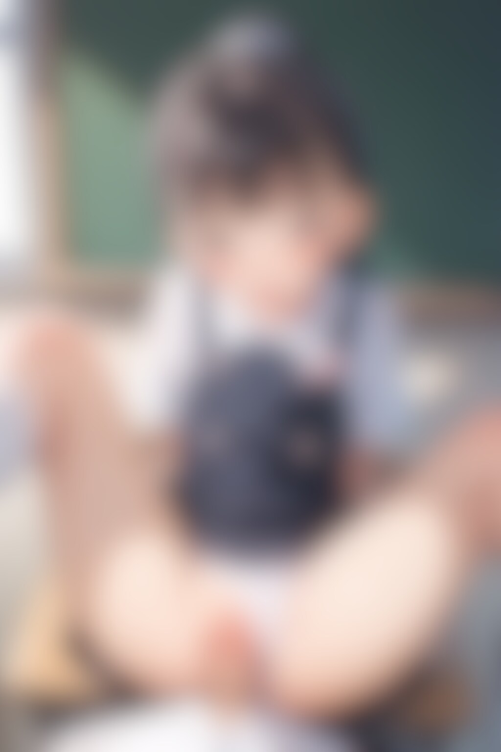ジャンスカ〇リ〇リJ〇ちゃんたちと教室でずらし挿入正常位（6枚）