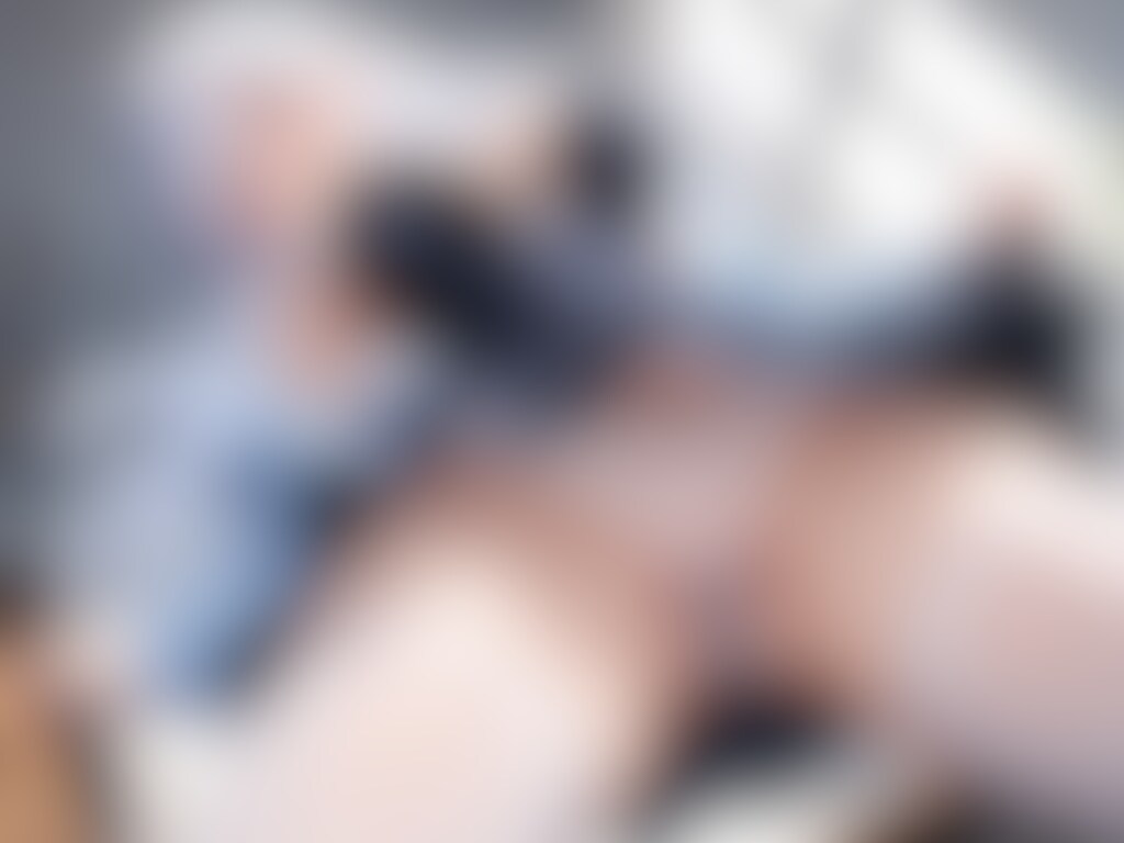 13枚:ローアングル