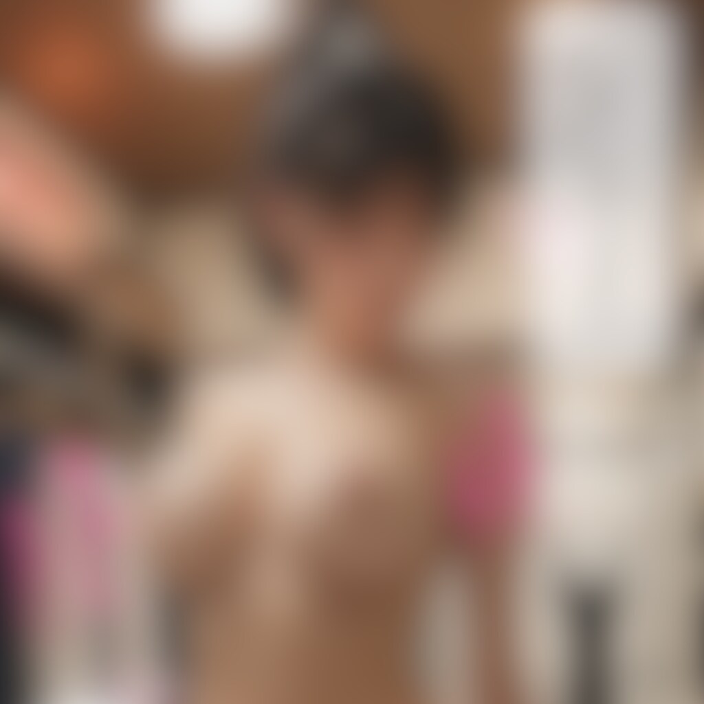 250727B 下乳丸見えヘンタイミニチャイナの理沙