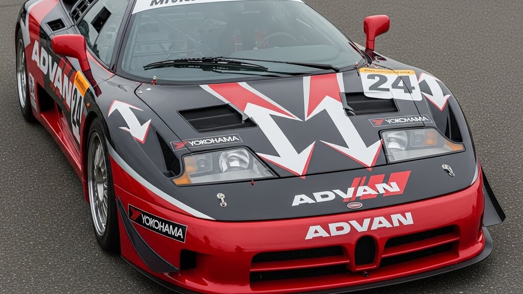 アドバンブガッティB110レーシングカー