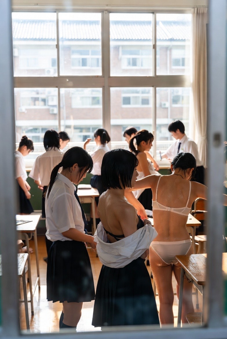 着替え盗撮3