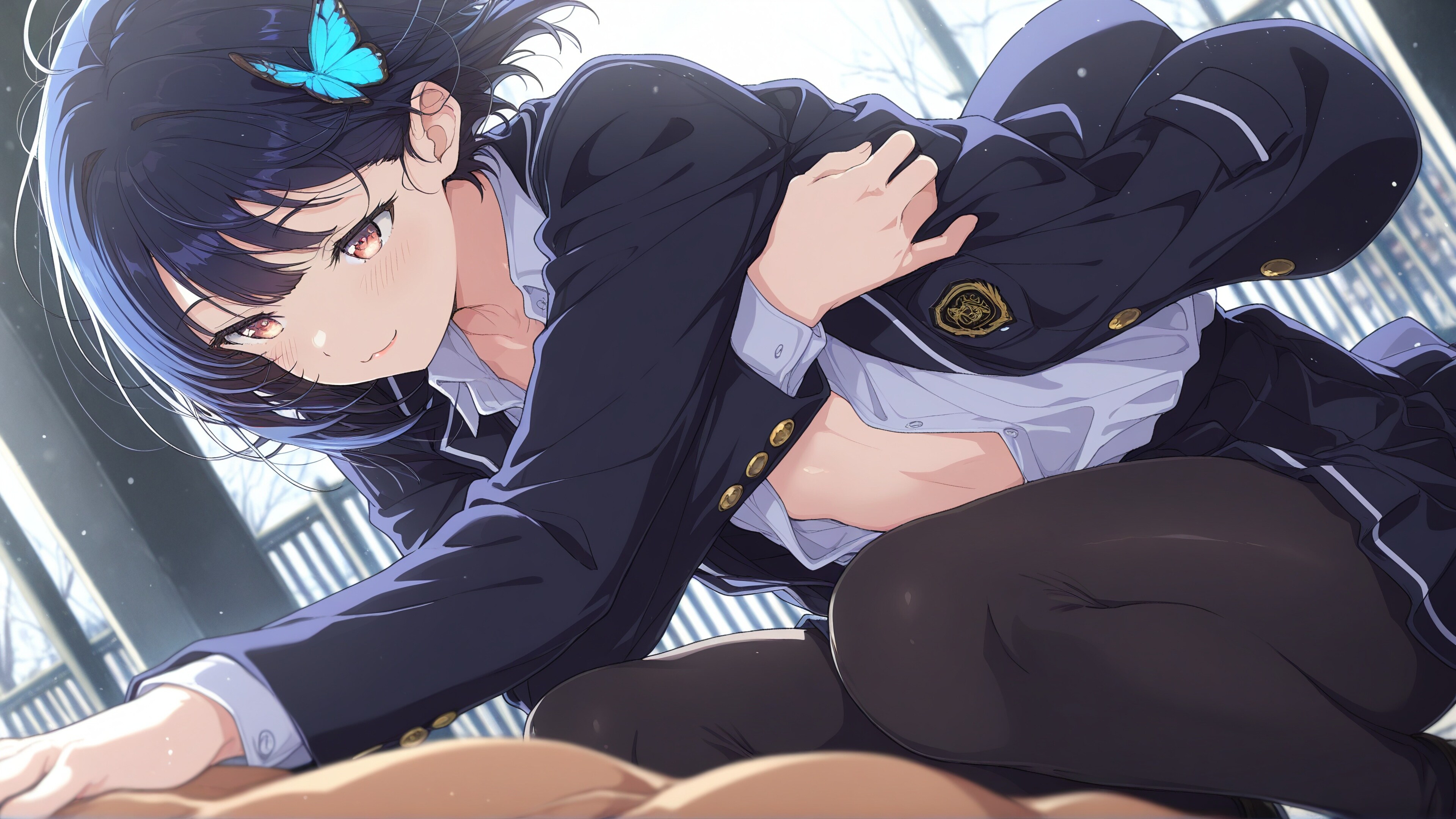 制服姿の男の娘