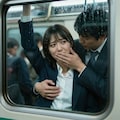 電車でさわさわ 4枚目