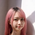 ピンク髪のちょっとギャルだけどかわいい女の子 2枚目