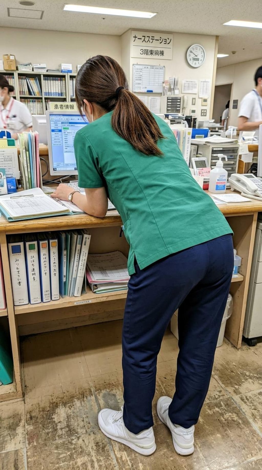 働く背中
