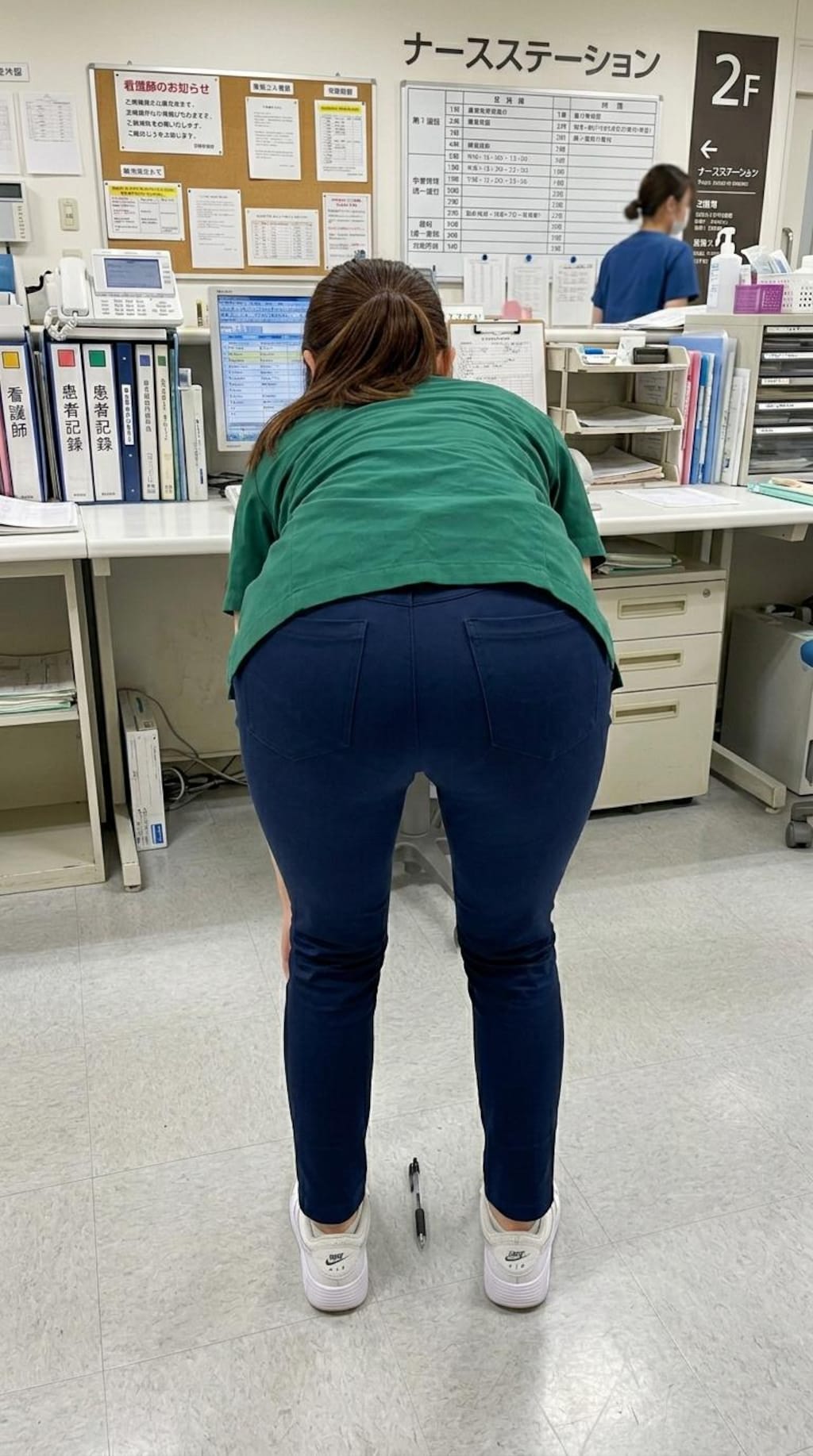 働く背中
