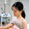 妊婦胸部触診 4枚目