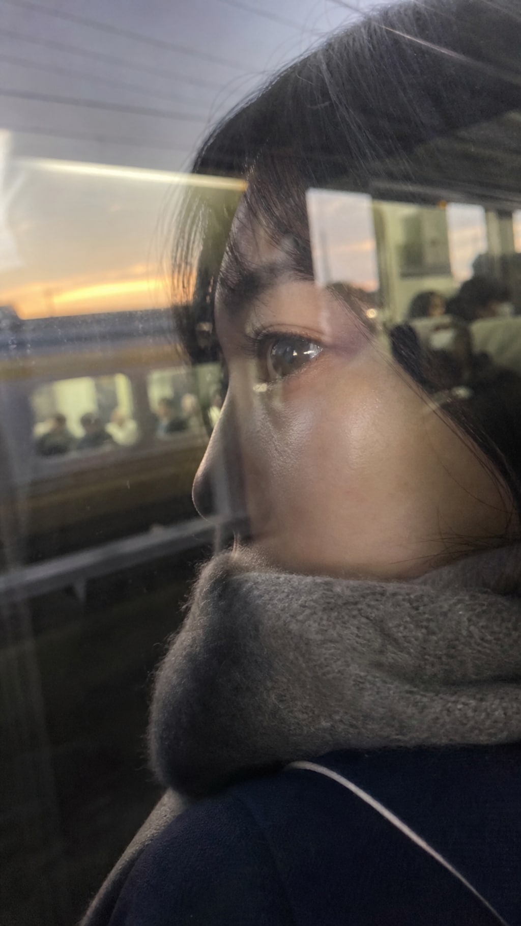 Passing Lights, Quiet Thoughts