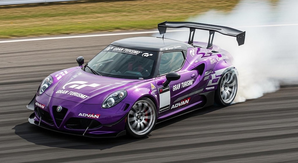 グランツーリスモアルファロメオスパイダーのドリ車
