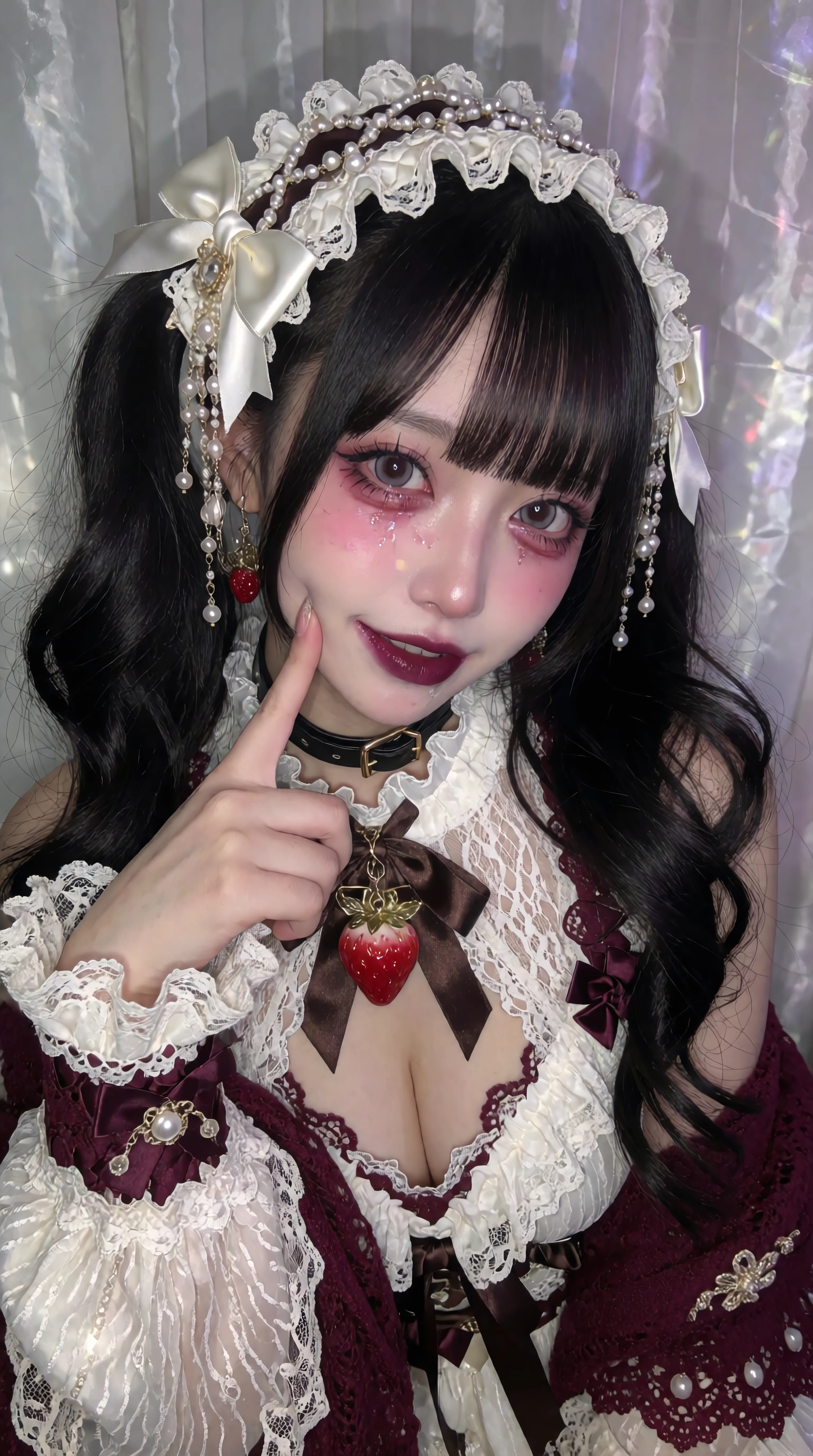 Strawberry Lace Reverie