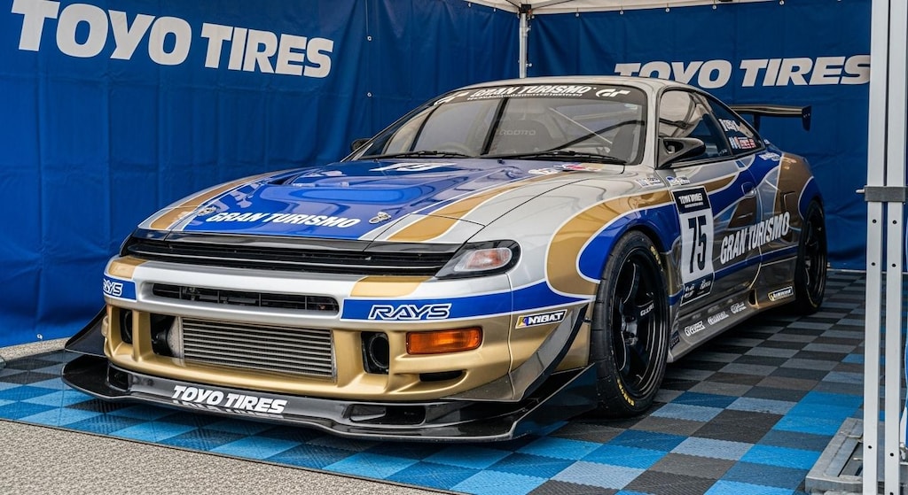 トーヨータイヤST185