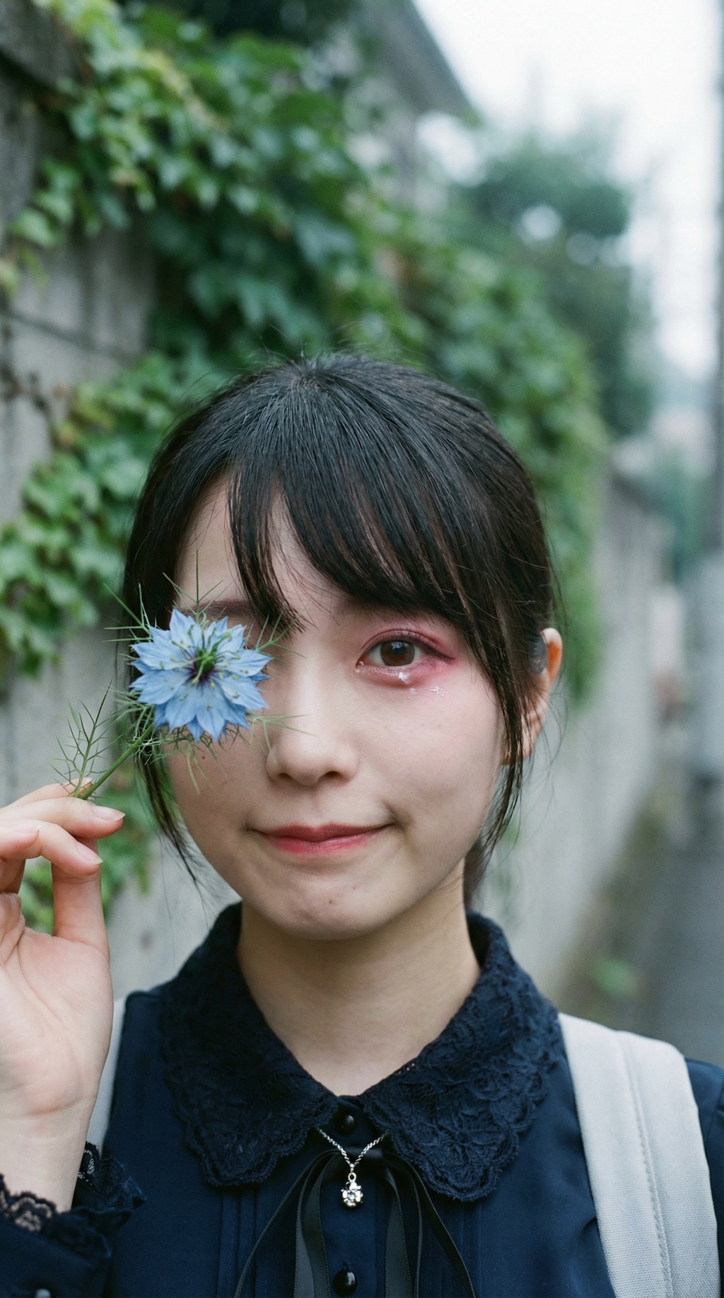 A Sapphire in the Cold