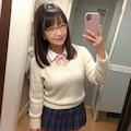 熟女に娘の制服を着た自撮りを命令 11枚目