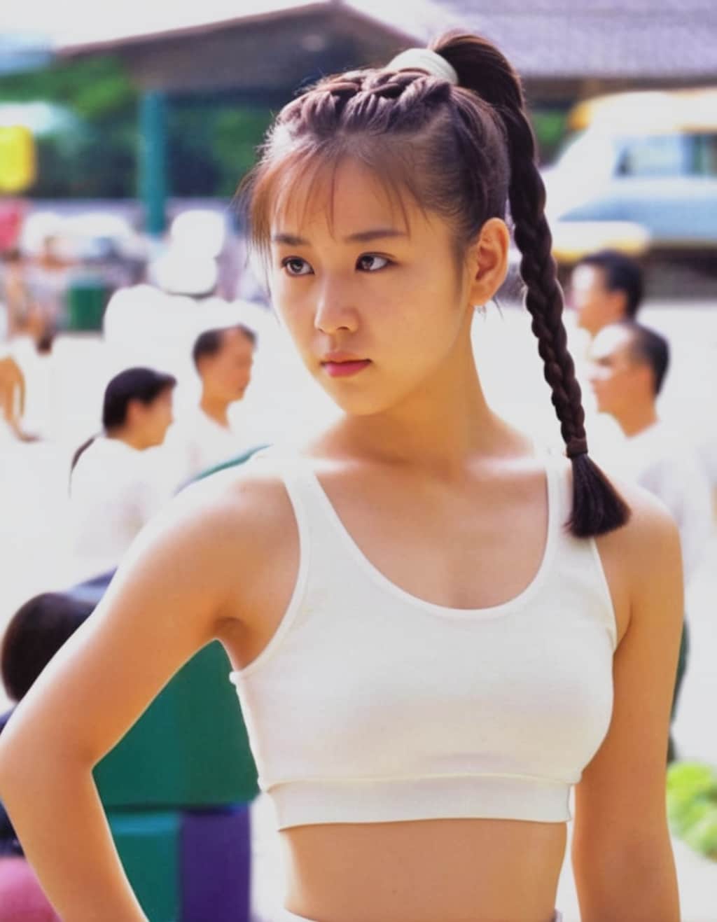 編んだポニーテール