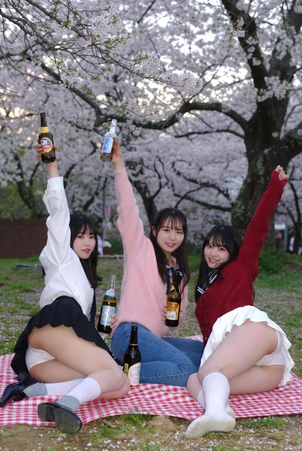 🌸👀🍻
