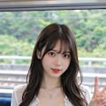 電車の中で童貞の僕をからかうお姉さん 2枚目