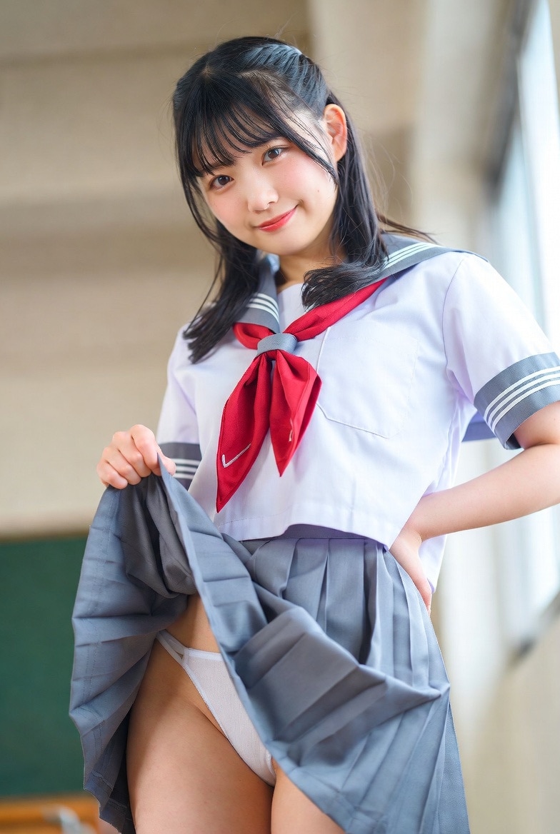 パンチラ女学生