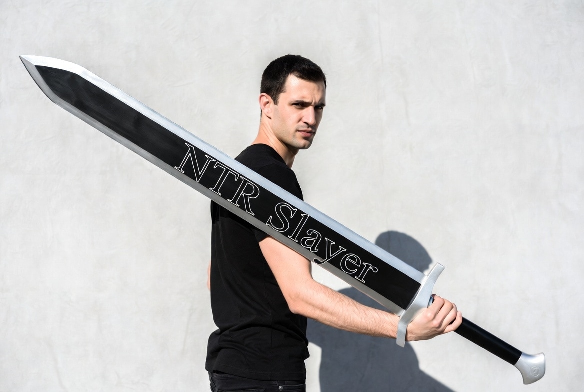 フリー素材　NTR Slayer | の人気AIイラスト・グラビア