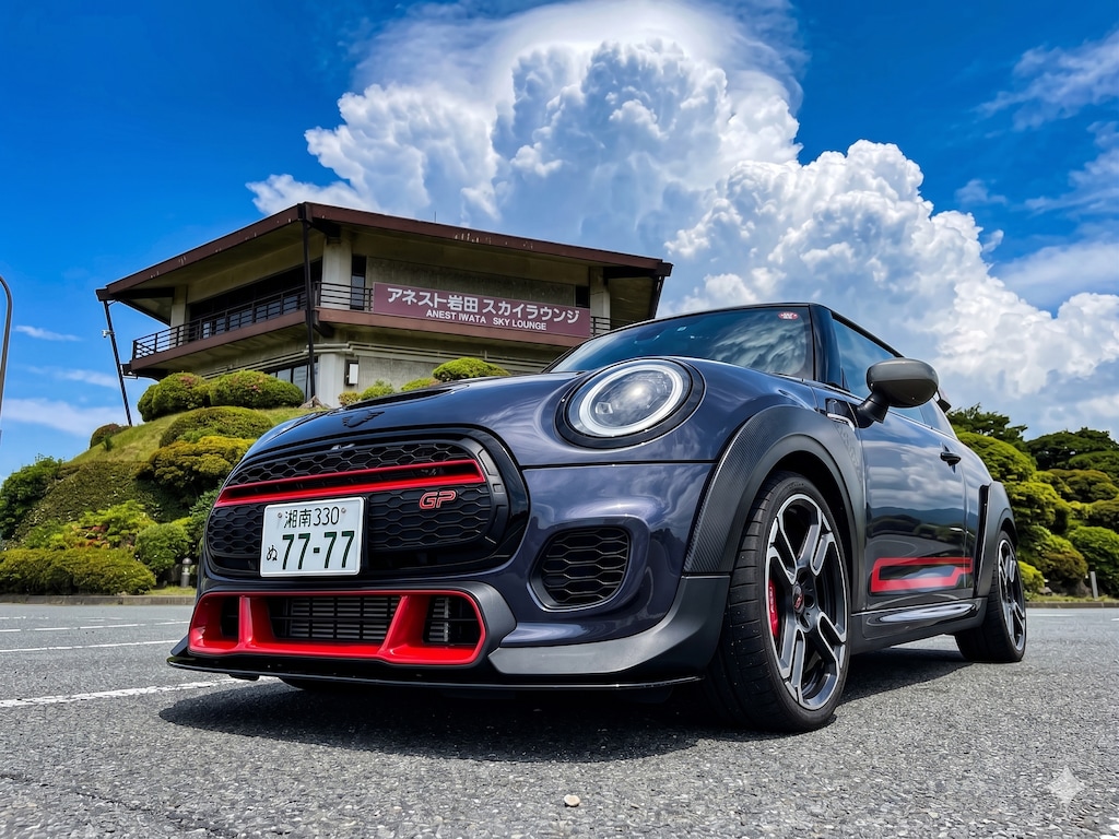 史上最もスパルタンなMINI