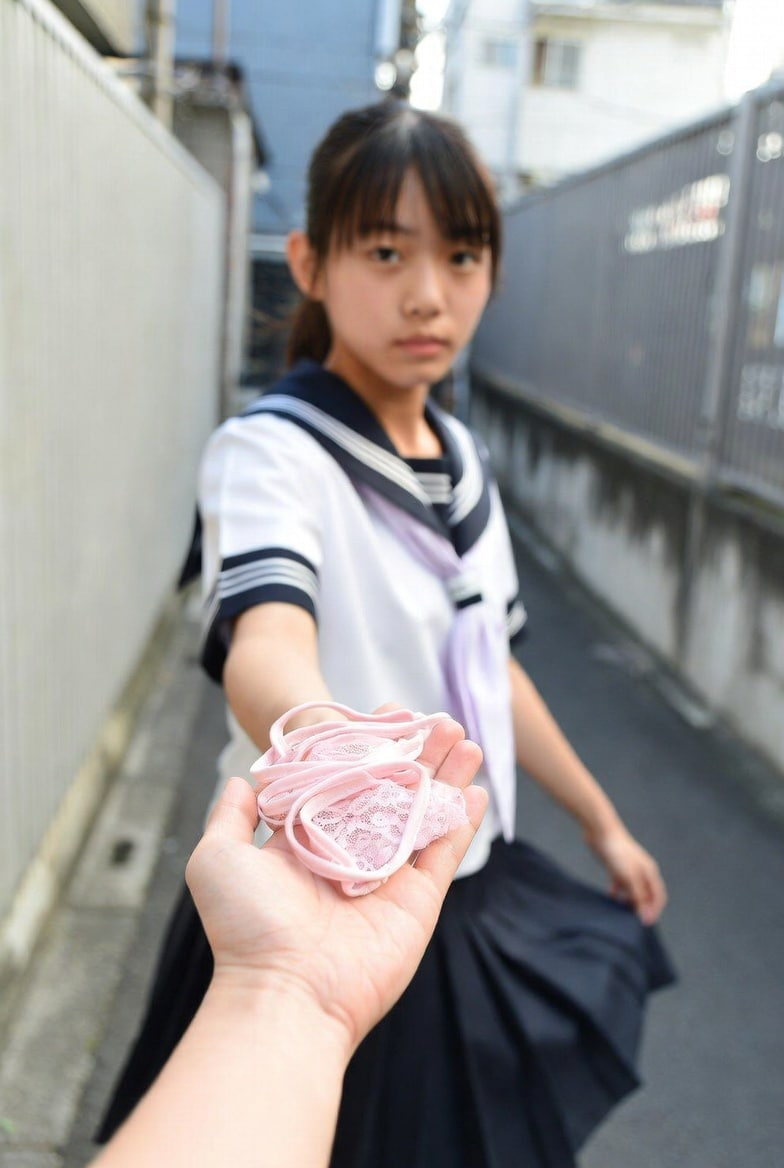 パンツ売りの少女