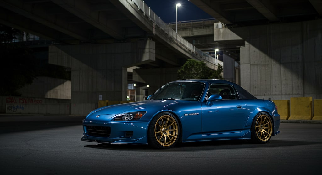 S2000