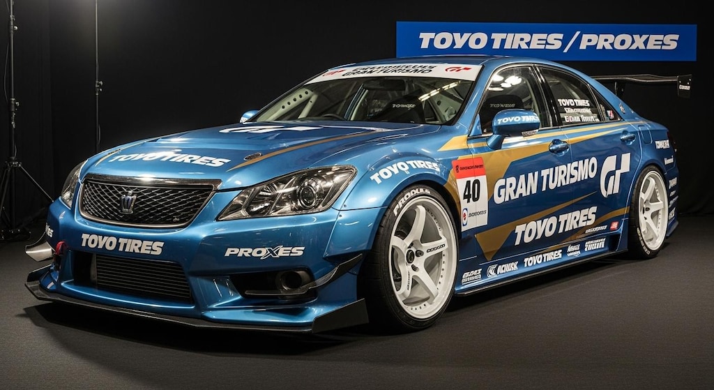 トーヨータイヤクラウンアスリート