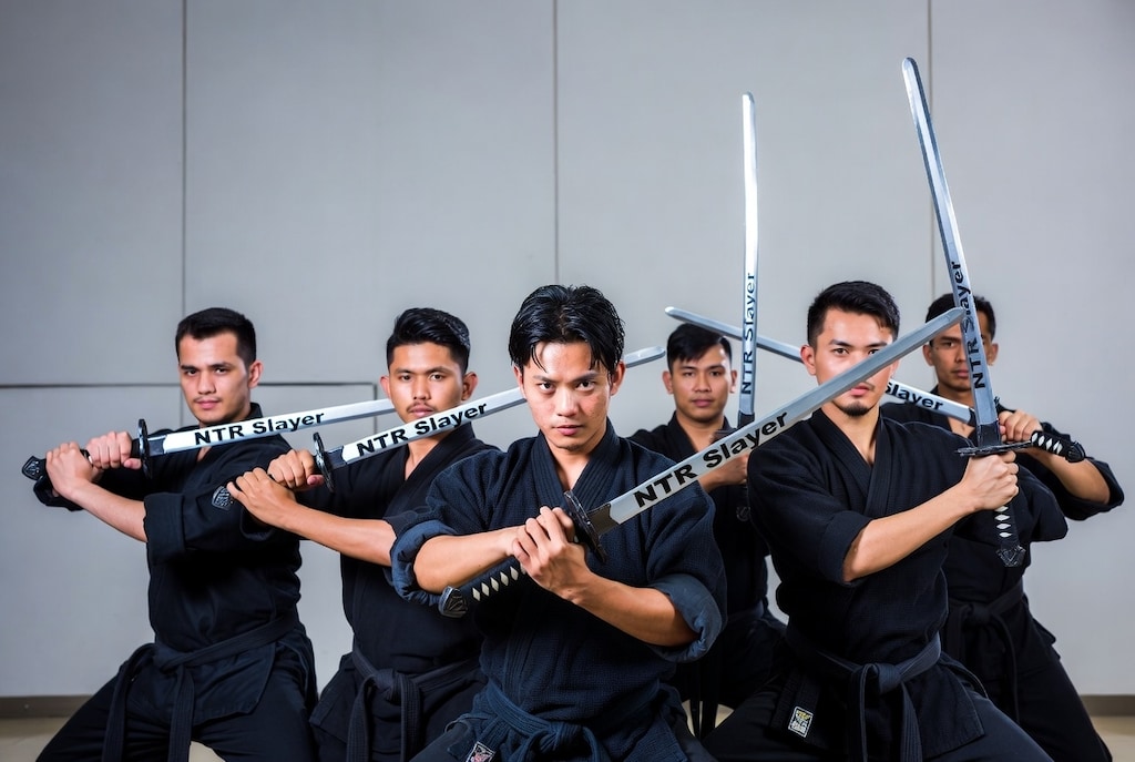 フリー素材　NTR Slayers