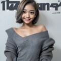 雑誌のポスター 2枚目