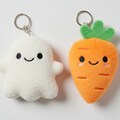 お化けさんと人参さんのキーホルダー 3枚目
