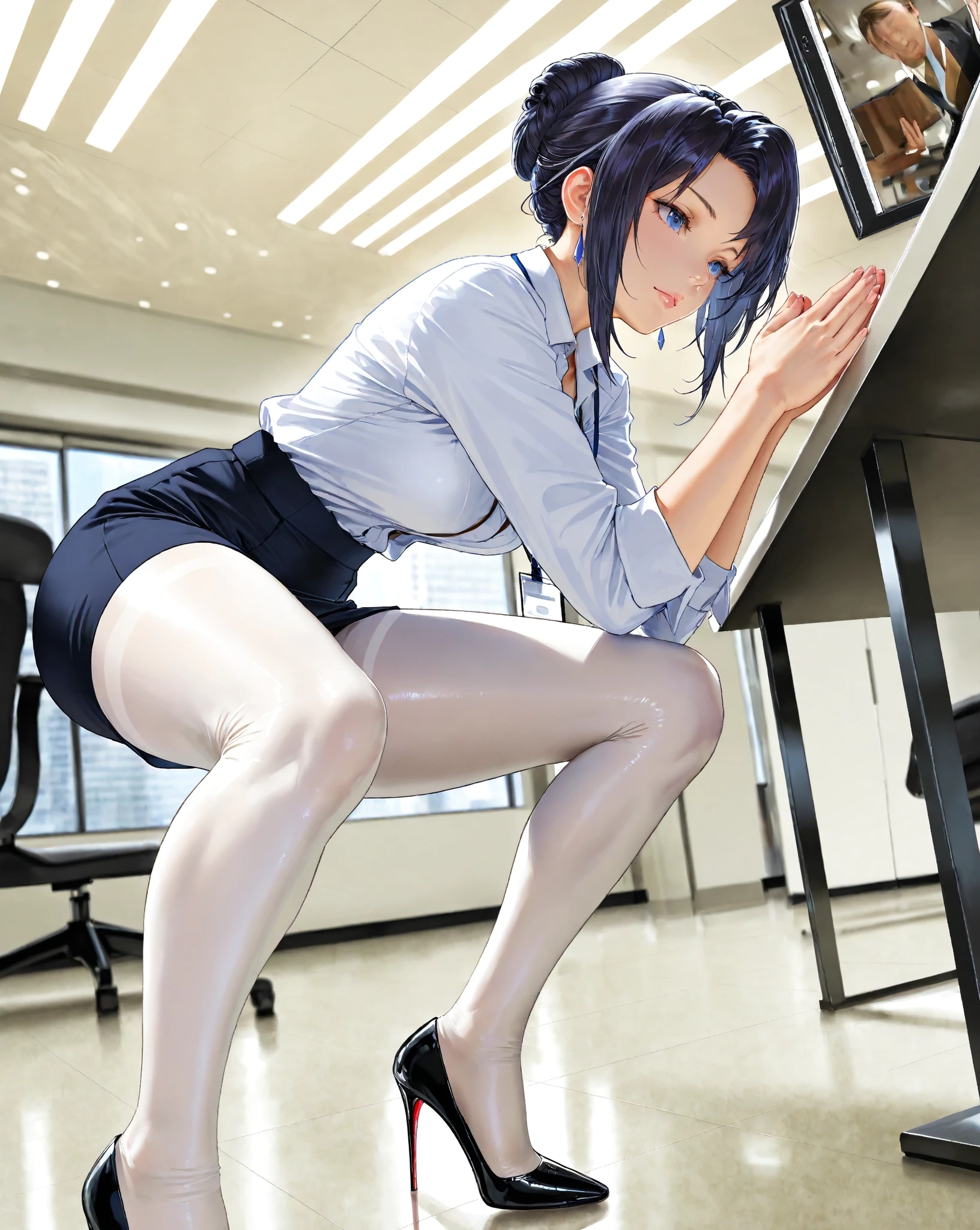 会社でがに股に脚を開くパンストOL