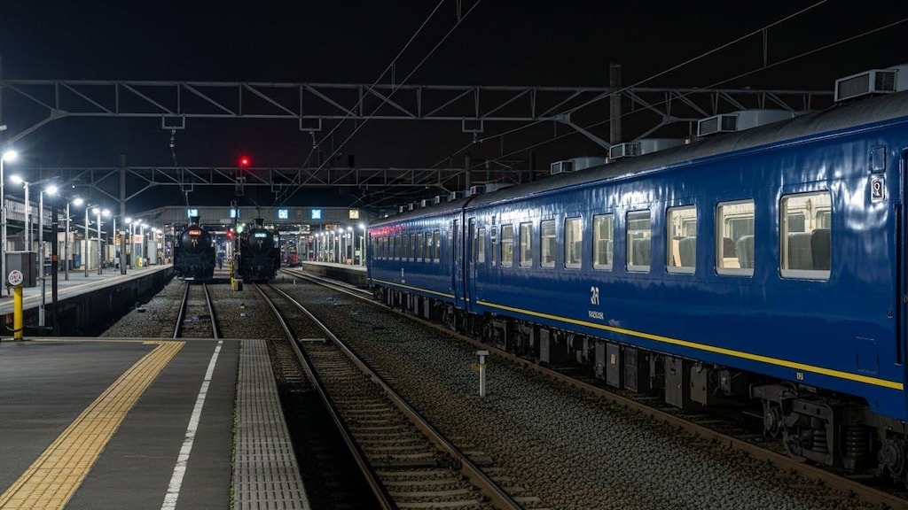 深夜の車両基地