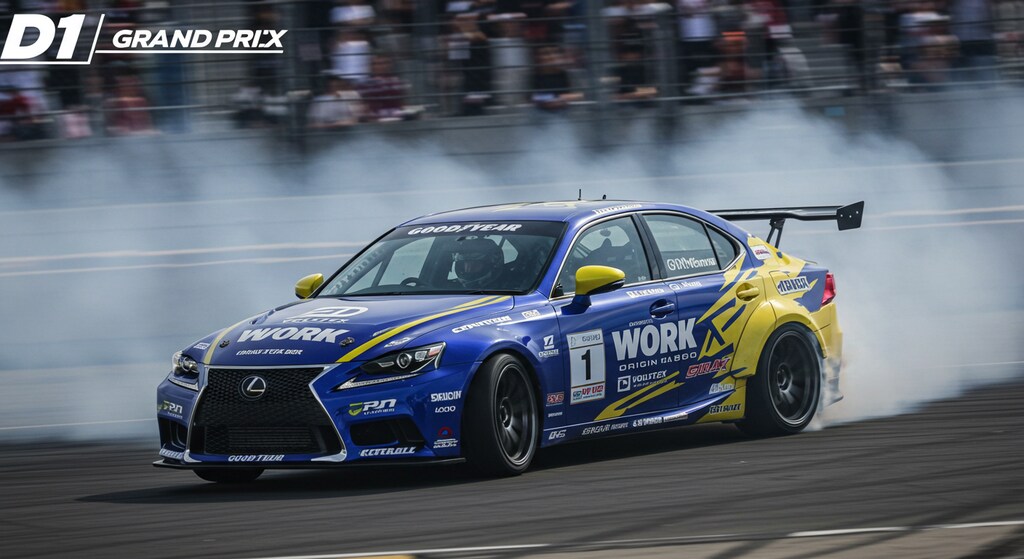 LEXUSセダンのドリ車