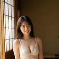 綺麗な奥さんの色々ポーズ 5枚目