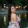 豊満女 2枚目
