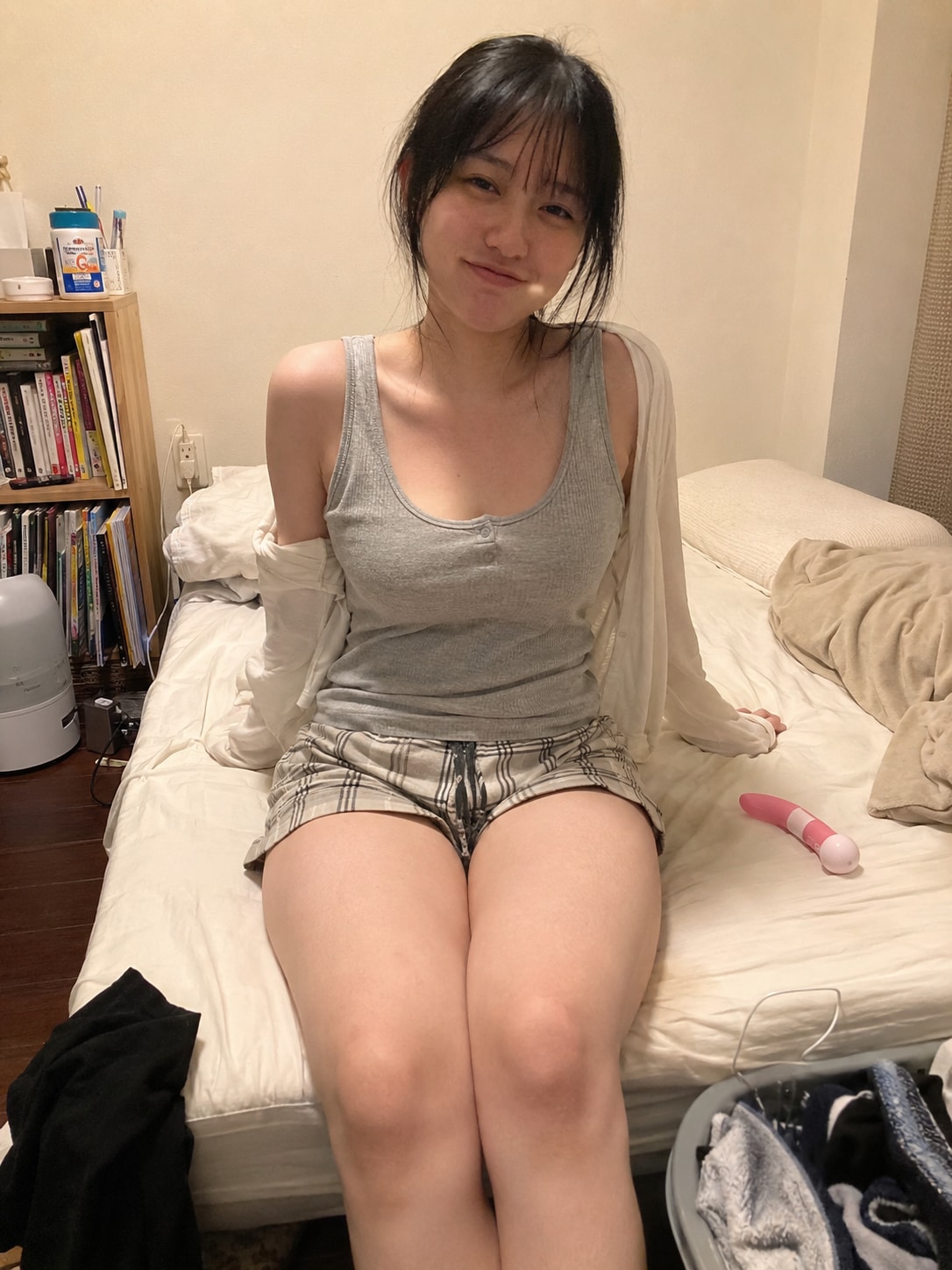 巨乳美女のバイブのある日常