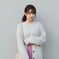 ファッション　　　服装の色合いとポーズはAIに考える指定をしたら、いつの間にかファッションまで勝手に考えてた。靴が黒一色なのはなぜ。 5枚目