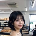 店内での露出が癖になった彼女 4枚目