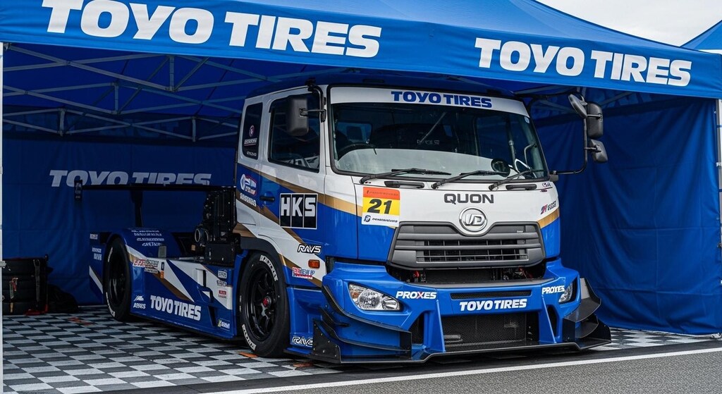 トーヨータイヤ日野トラック