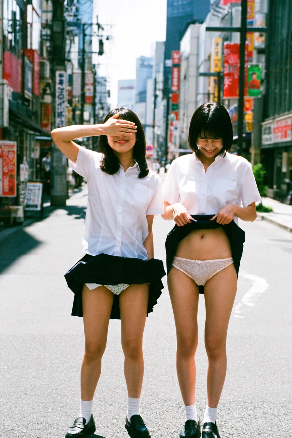 パンツ見せてください３