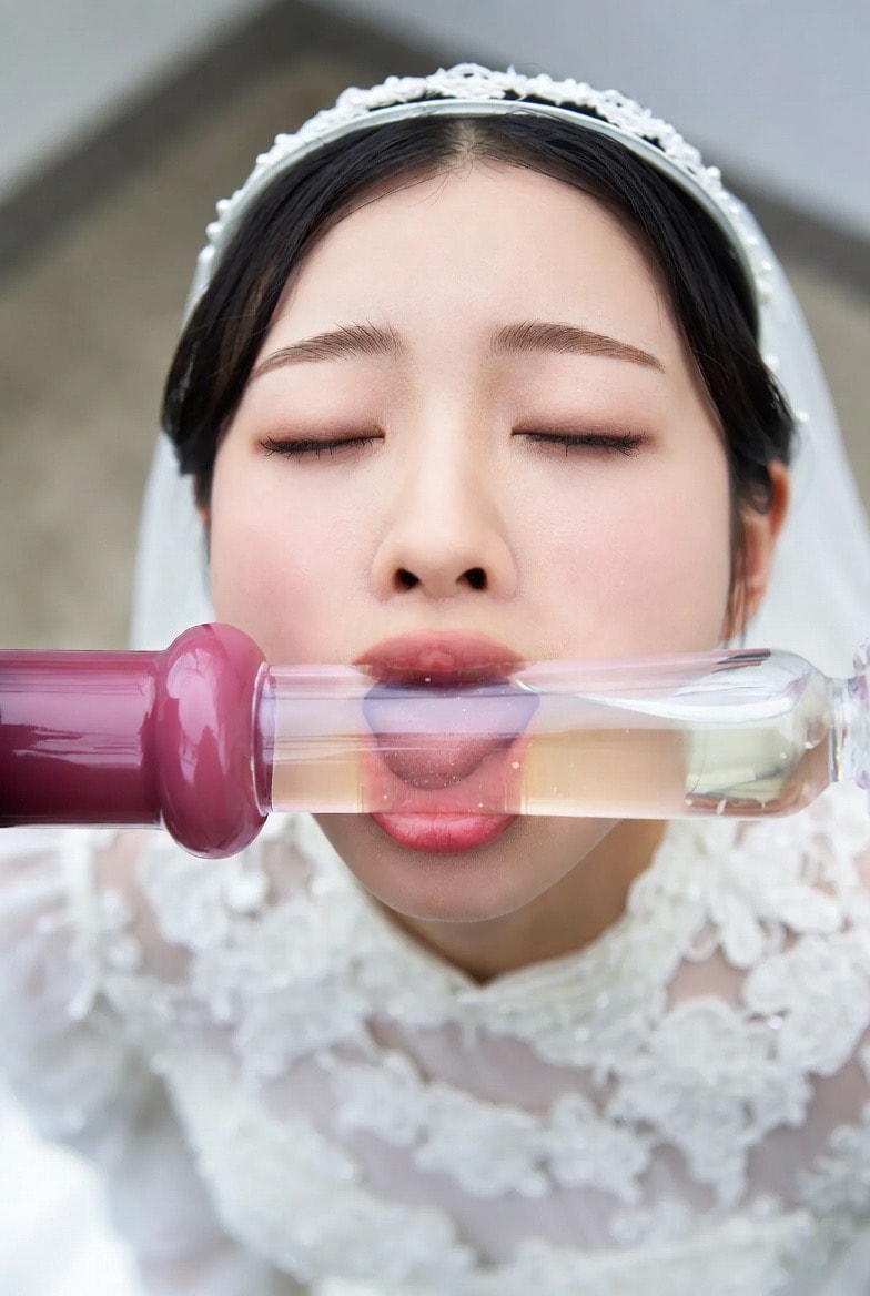 花嫁、横から咥えて