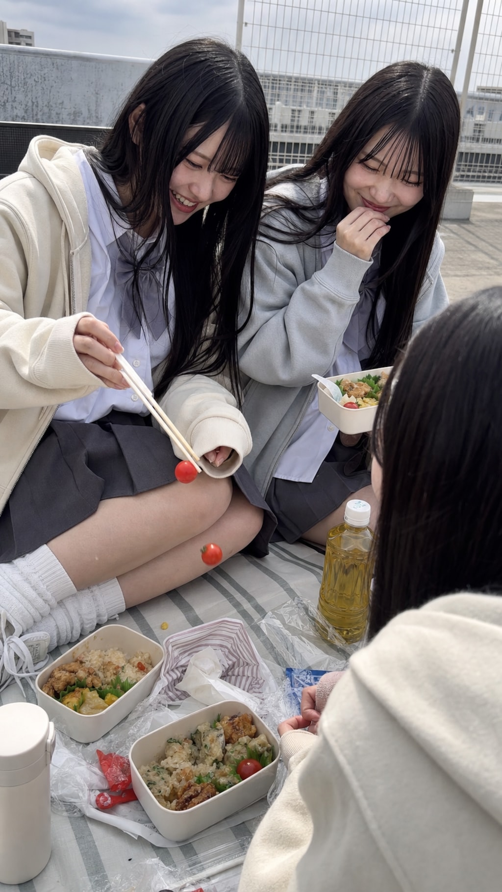 Sharing a Simple Lunch