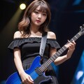 ガールズバンド　ギターリスト 4枚目