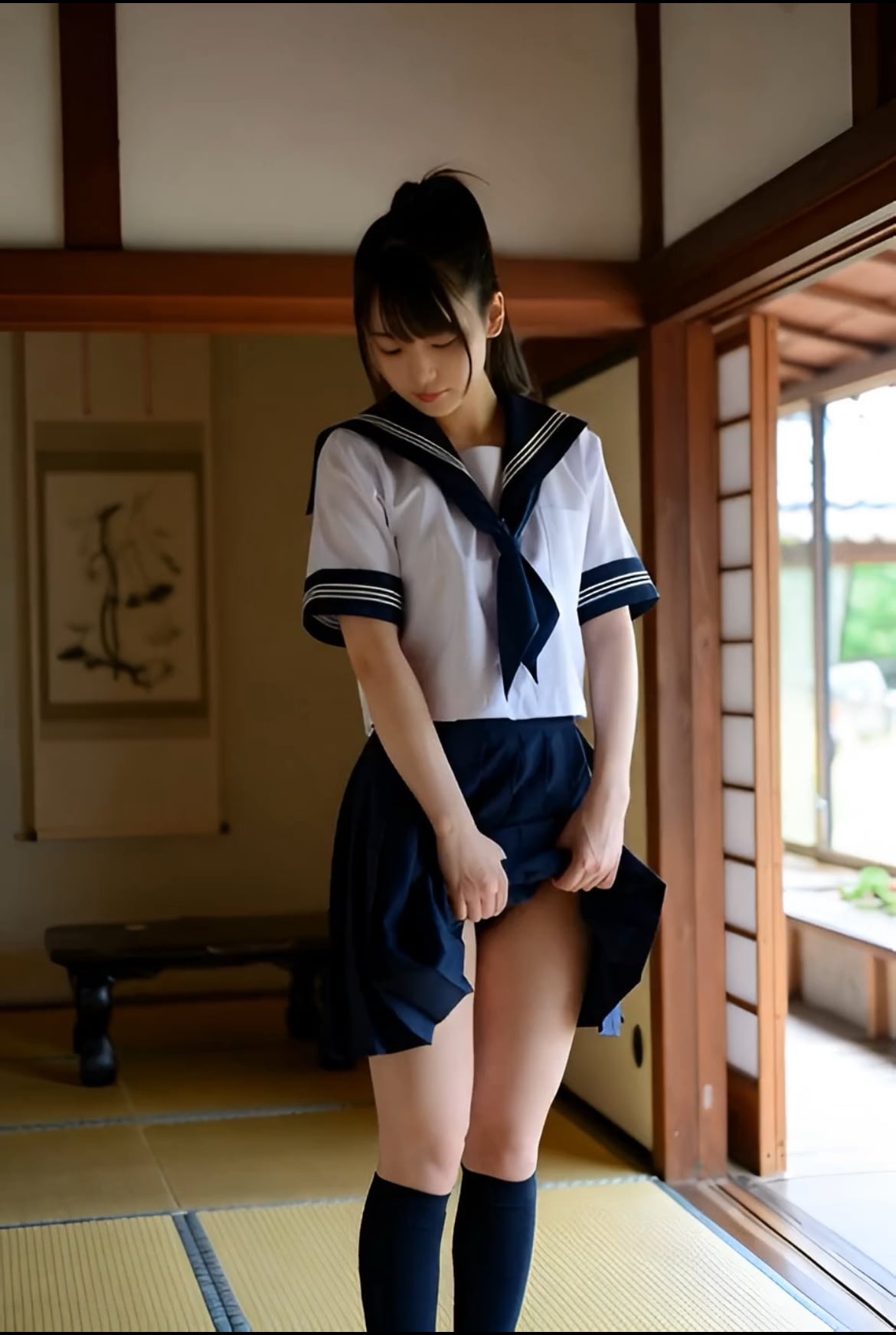スカートが脱げた女子高生