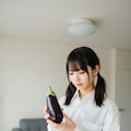 茄子好きの彼女 2枚目